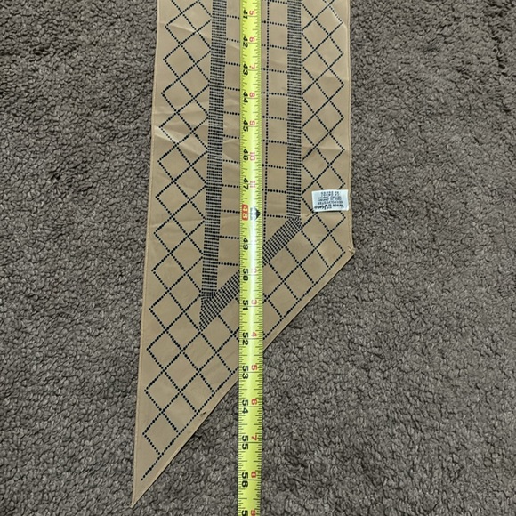 Vintage Vera Neumann Scarf-Long Style-Tan/Navy-Polyester - Picture 8 of 16